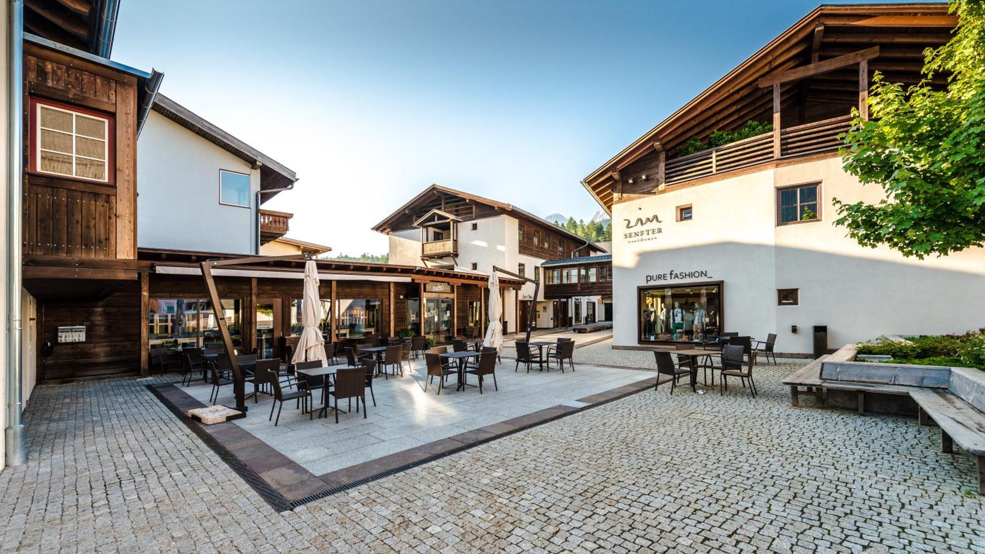 Zin Senfter Residence Сан Кандидо Екстериор снимка