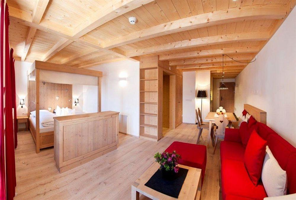 Zin Senfter Residence Сан Кандидо Екстериор снимка